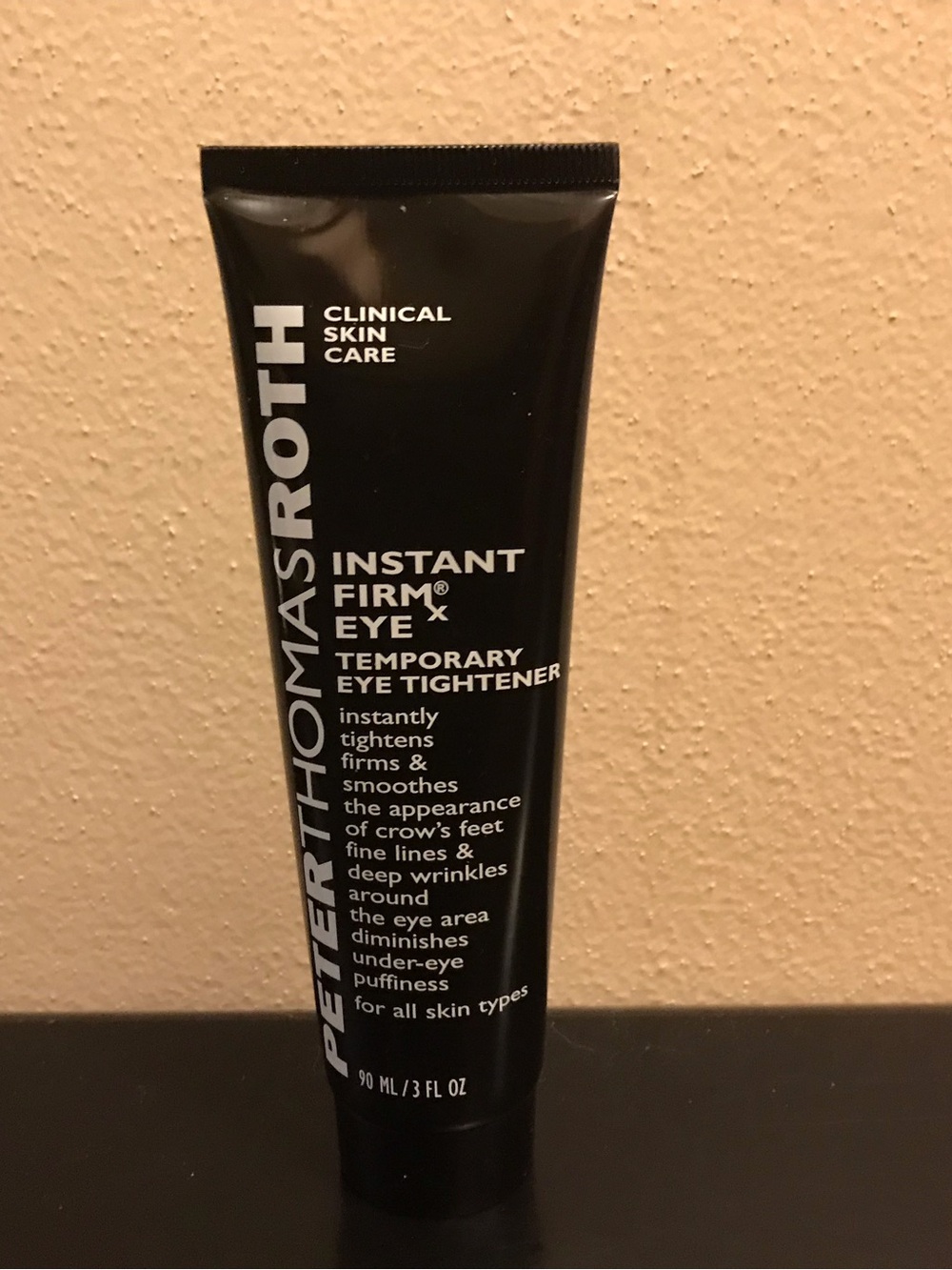 Peter Thomas Roth Black Instant Firm Eye Temporary Tightener Tube